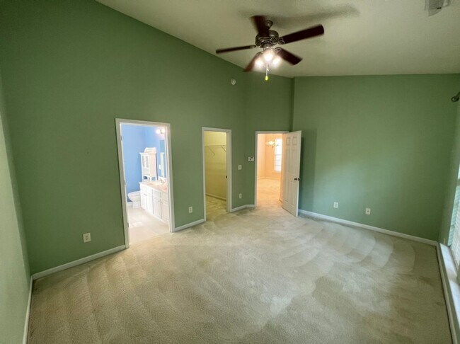 Building Photo - Cute Ranch Home near Southpoint and RTP