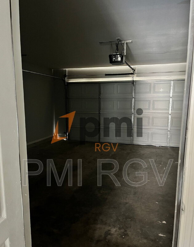 Building Photo - 205 S Baltic Ave