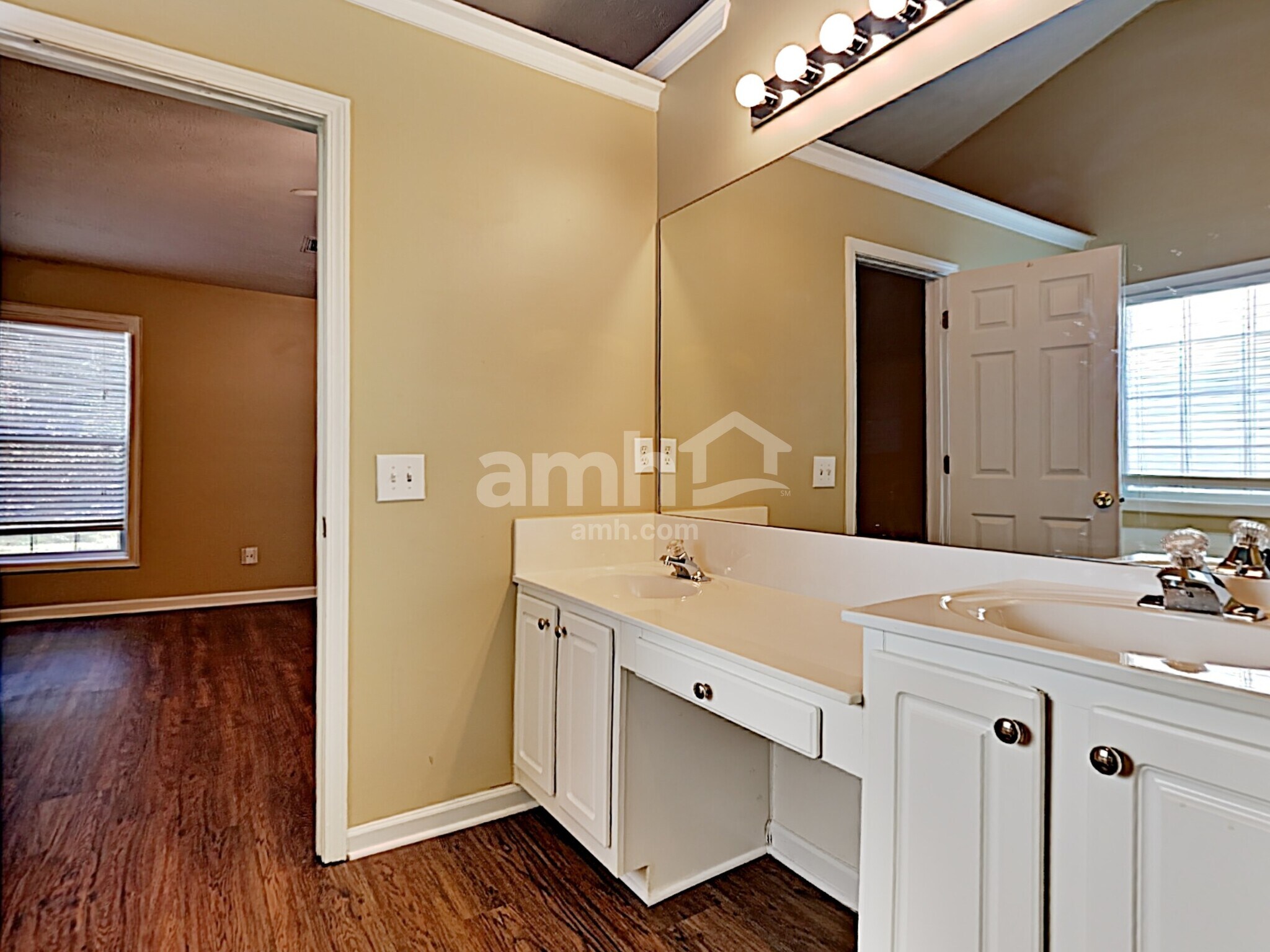 Building Photo - 3301 Freedom Landing NW