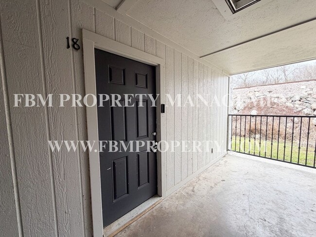 Building Photo - Presley Place Apartments