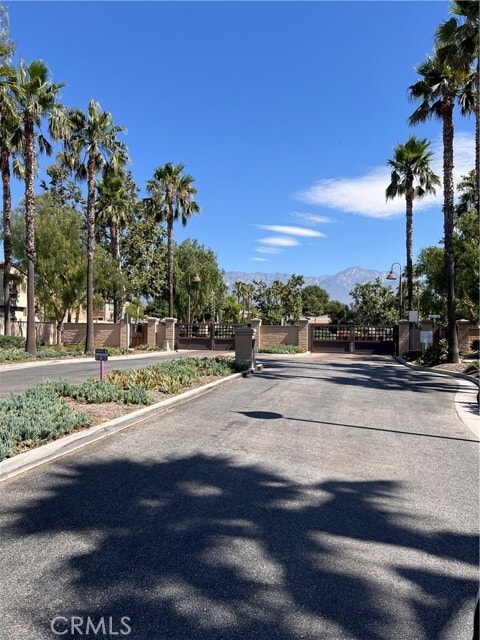 Building Photo - 3022 E Via Corvina