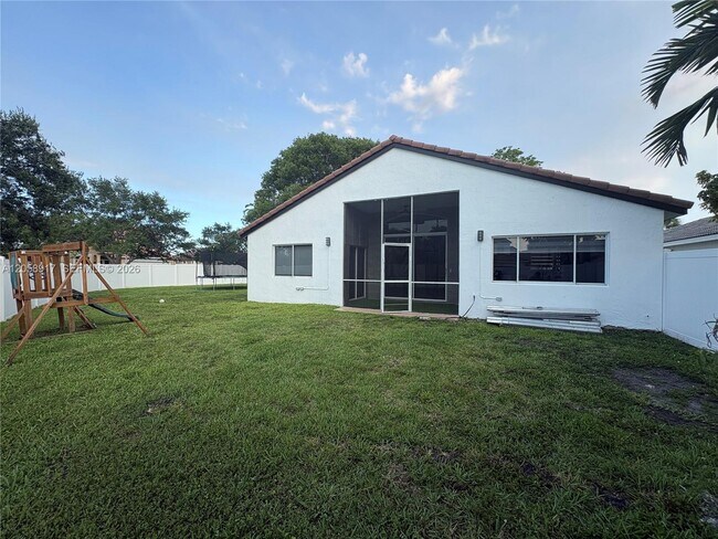 Building Photo - 1970 NW 178th Terrace