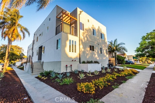 Primary Photo - 5018 Pickford St