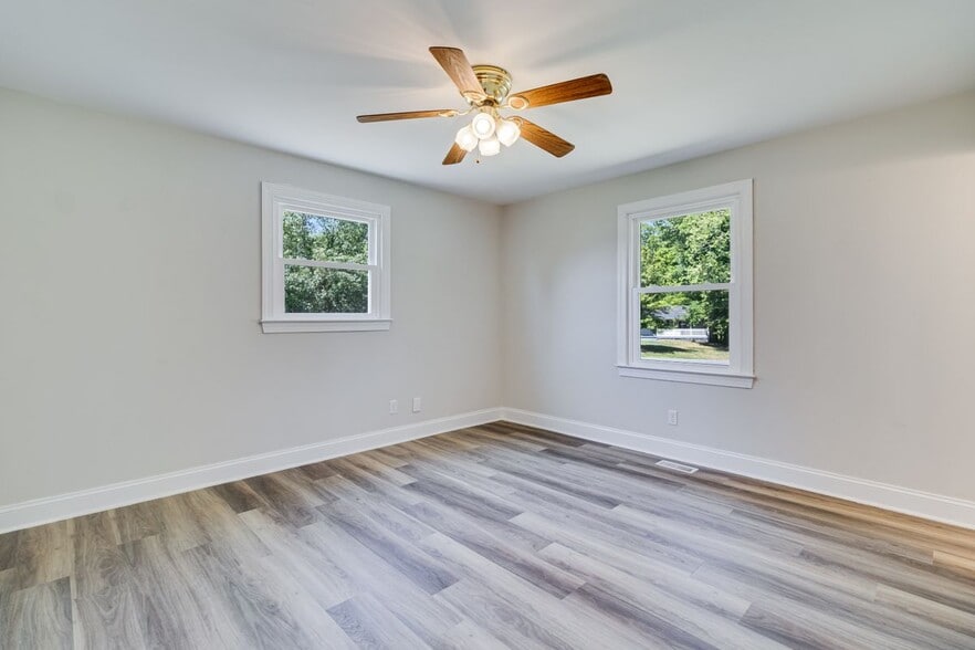 Building Photo - 27419 Birch Manor Cir