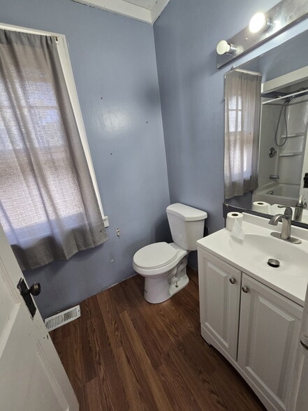 Building Photo - 8330 Clough Pike