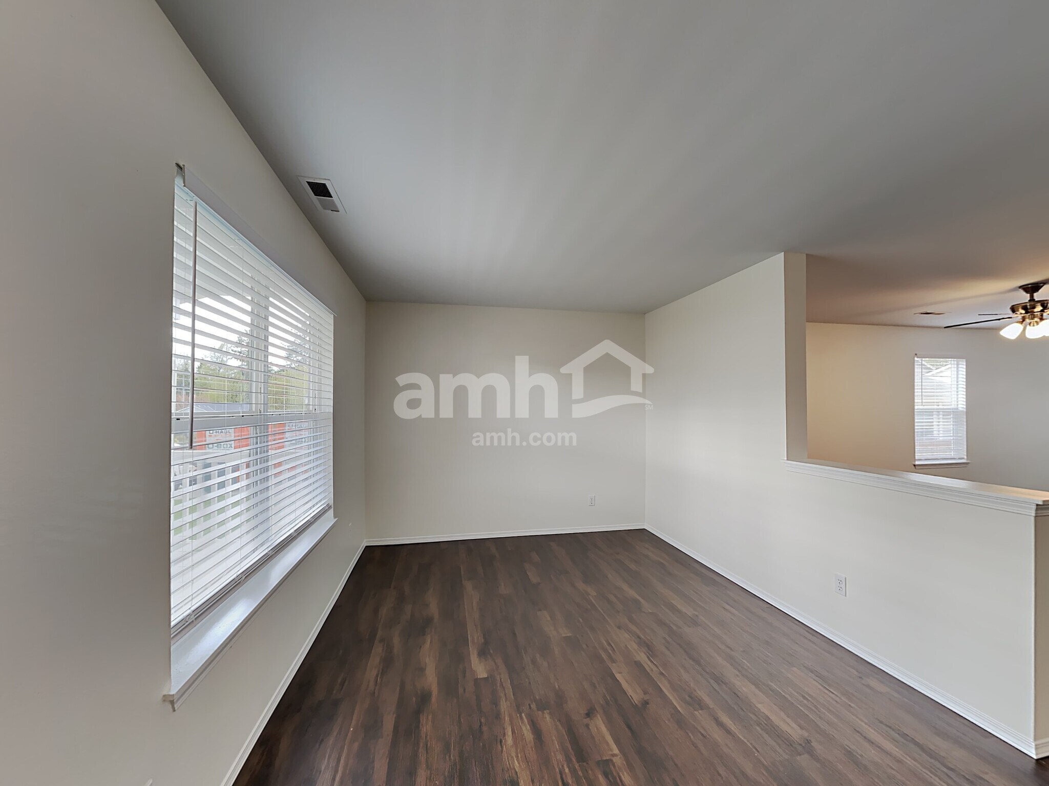 Building Photo - 14915 94th Ave Ct E