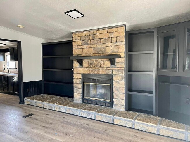 Building Photo - Multi-unit rental portfolio off Basin Rd