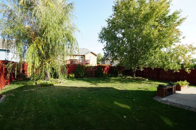 Building Photo - 1072 Scarlet Oak Dr