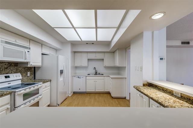 Building Photo - 5200 Keller Springs Rd