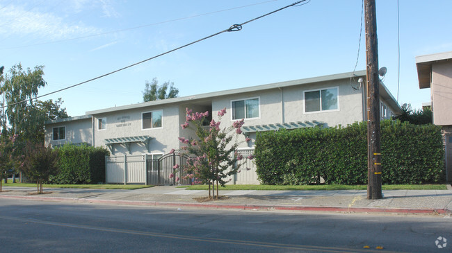 Building Photo - 2895 Old Almaden Rd