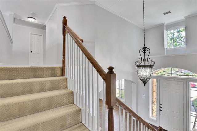 Building Photo - 4017 Saltburn Dr