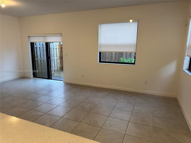 Building Photo - 267 SW 159th Dr