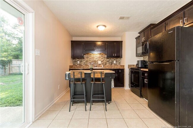 Building Photo - 6449 Rutherglen Dr