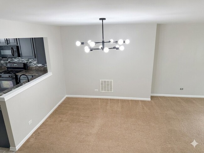 Building Photo - 1513 Bristol Ln