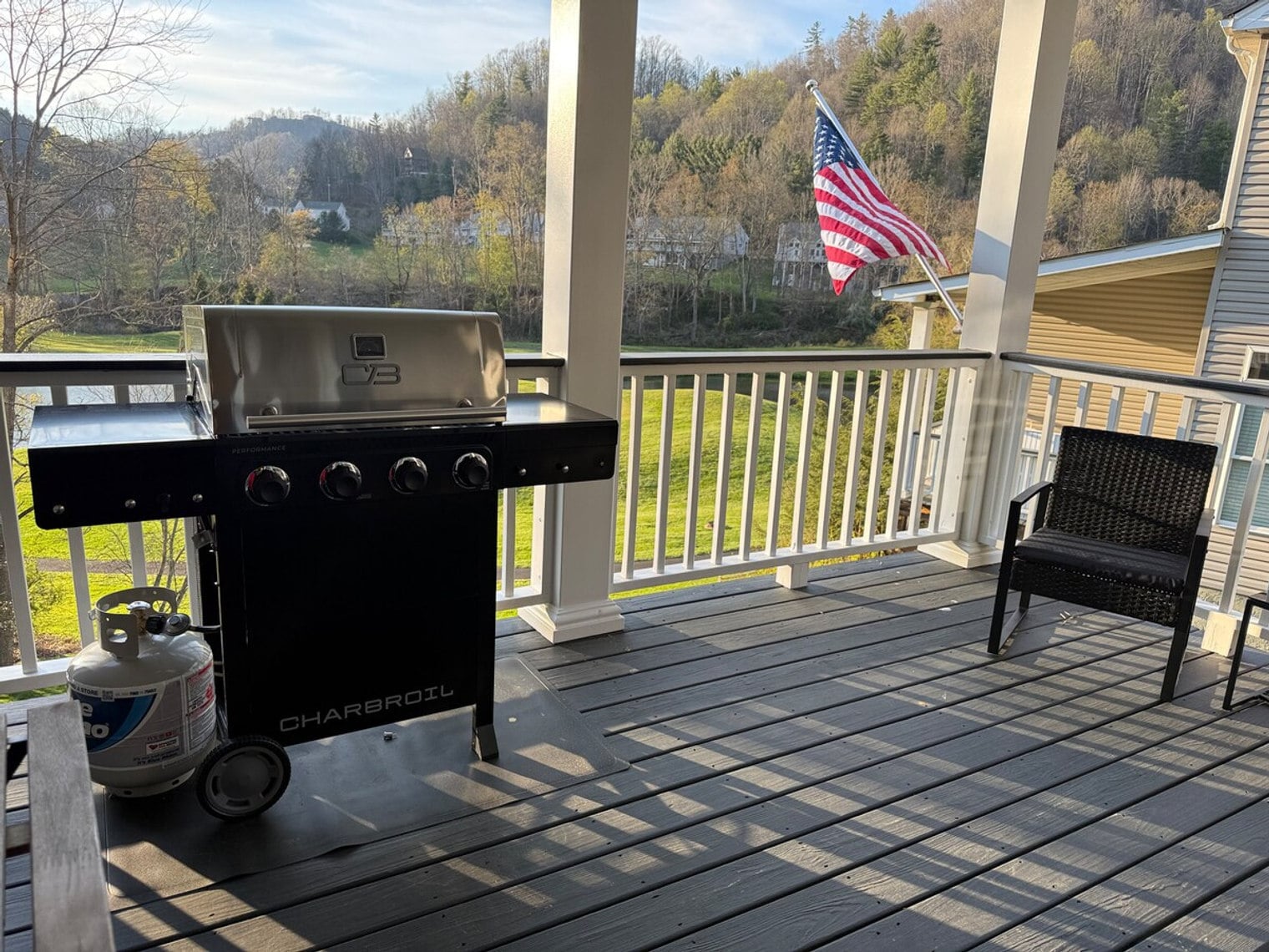 Building Photo - 270 Creatwood Trail