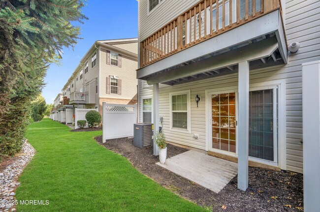 Building Photo - 308 Princeton Court