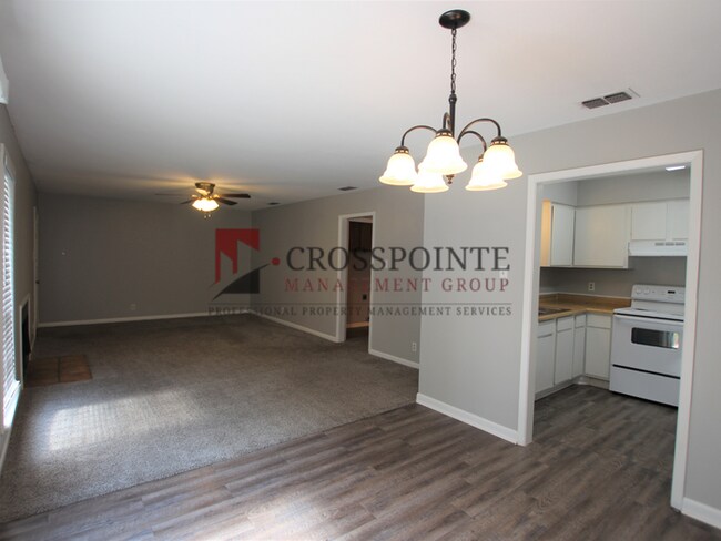 Building Photo - 2 Bed 2 Bath Apartment in Central Tyler!