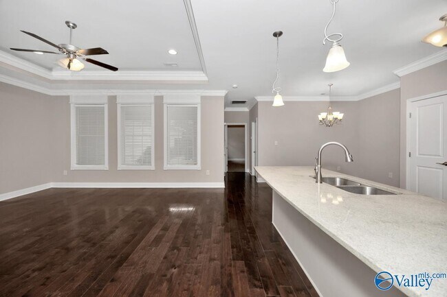 Building Photo - 74 NW Moore Farm Cir