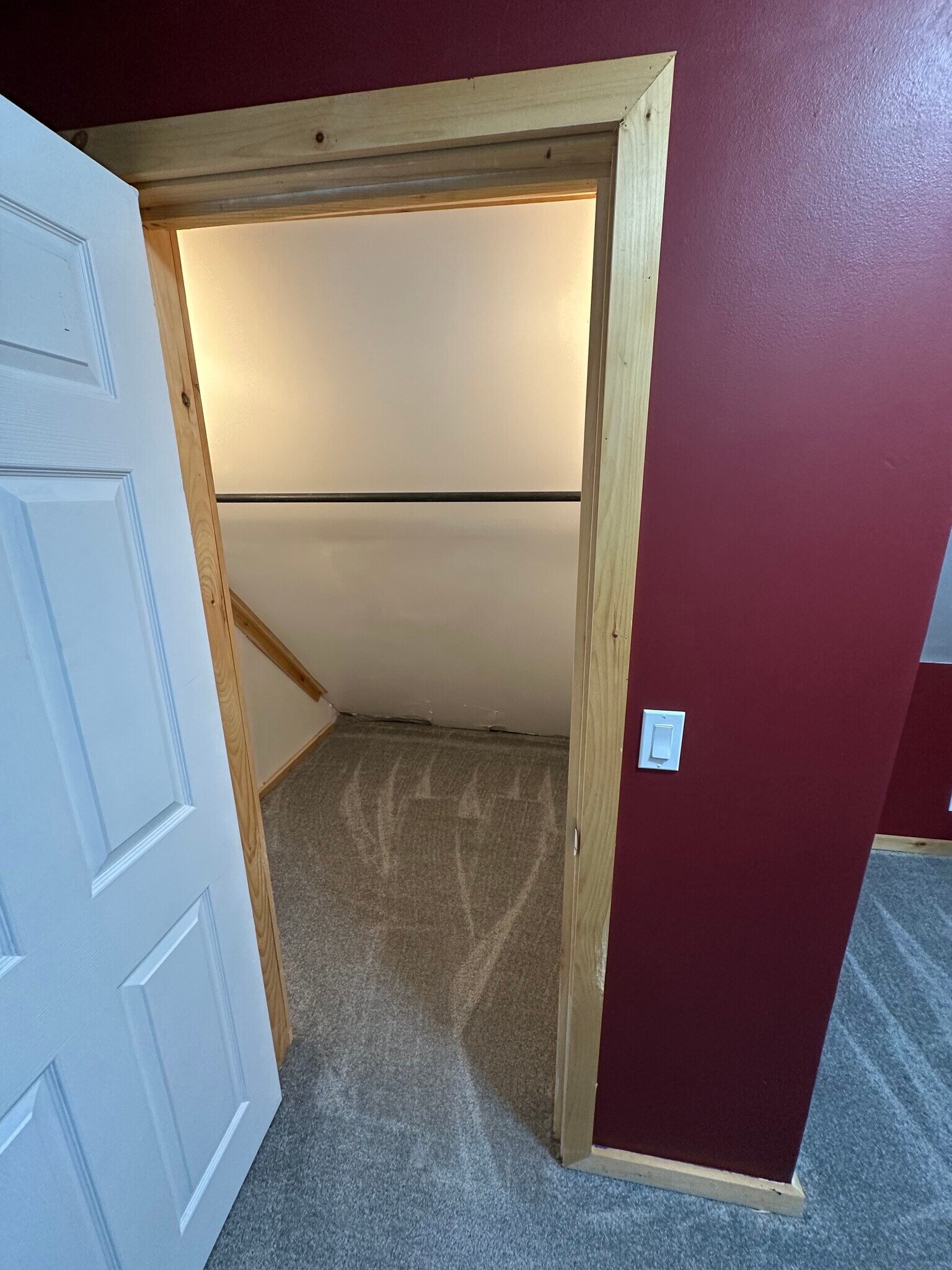 Closet in bedroom - 23 Hill St