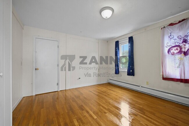 Building Photo - 535 Washington St