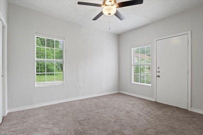 Building Photo - 3926 S Denley Dr