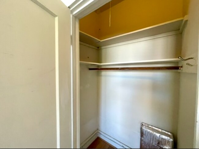 Building Photo - 3400 Fulton St