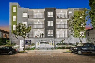 Building Photo - 5820 La Mirada Ave