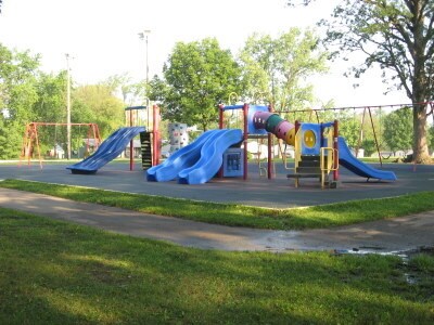 Building Photo - 5009 Hoagland Ave
