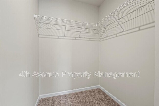 Building Photo - 3411 Abbey Wy