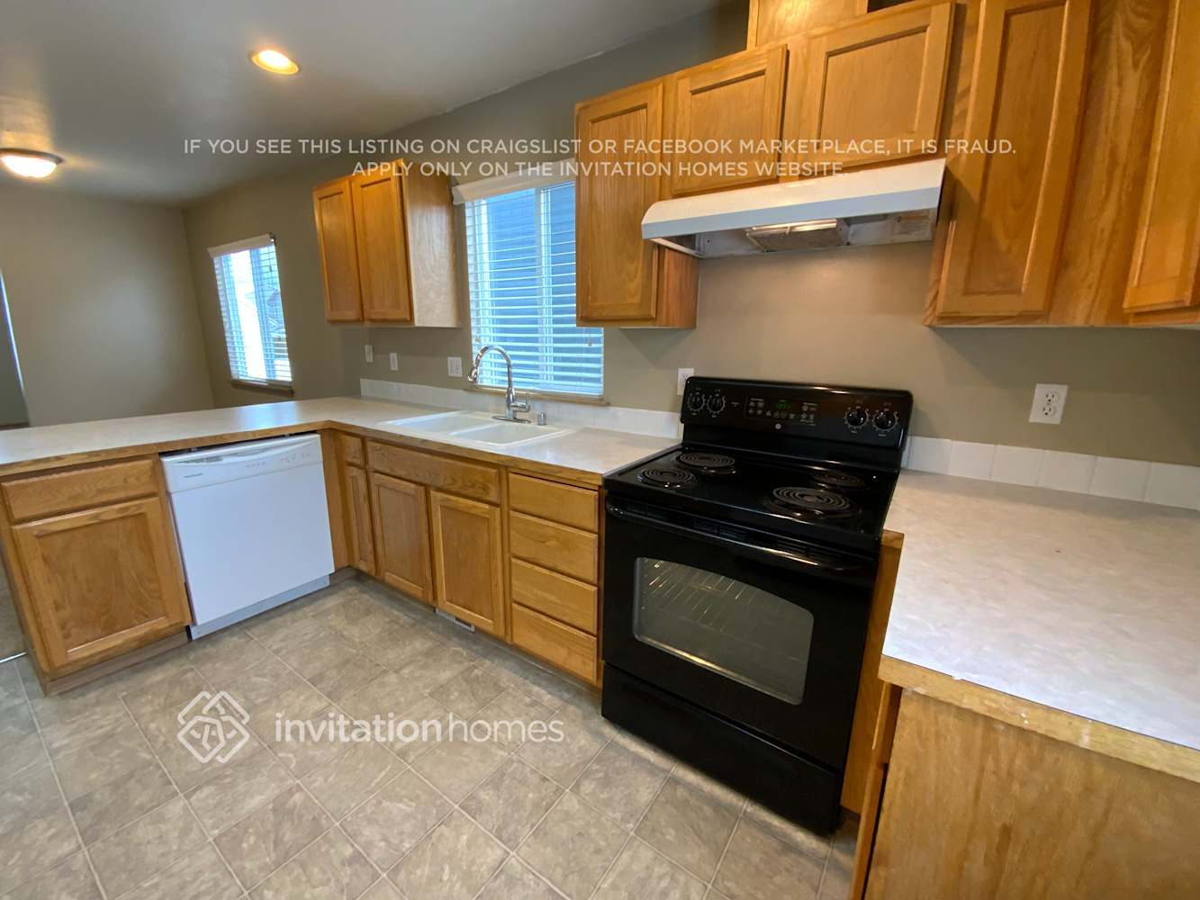 Building Photo - 20213 13th Ave Ct E
