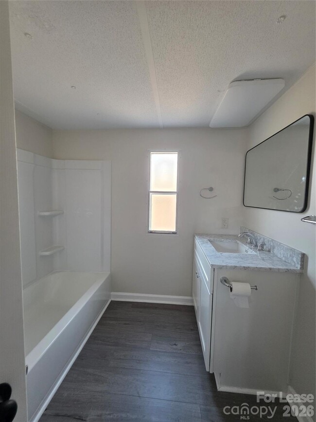 Building Photo - 5712 Unionville Rd