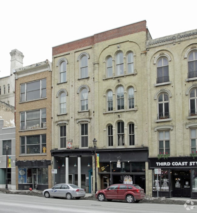 Primary Photo - 522 N Water St Residential