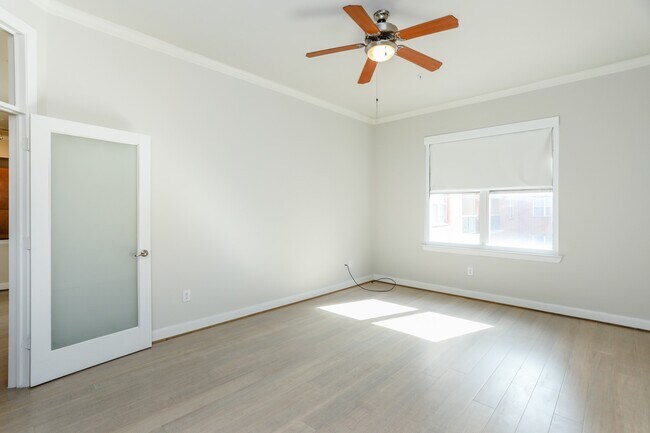 Building Photo - 300 St Joseph Pkwy