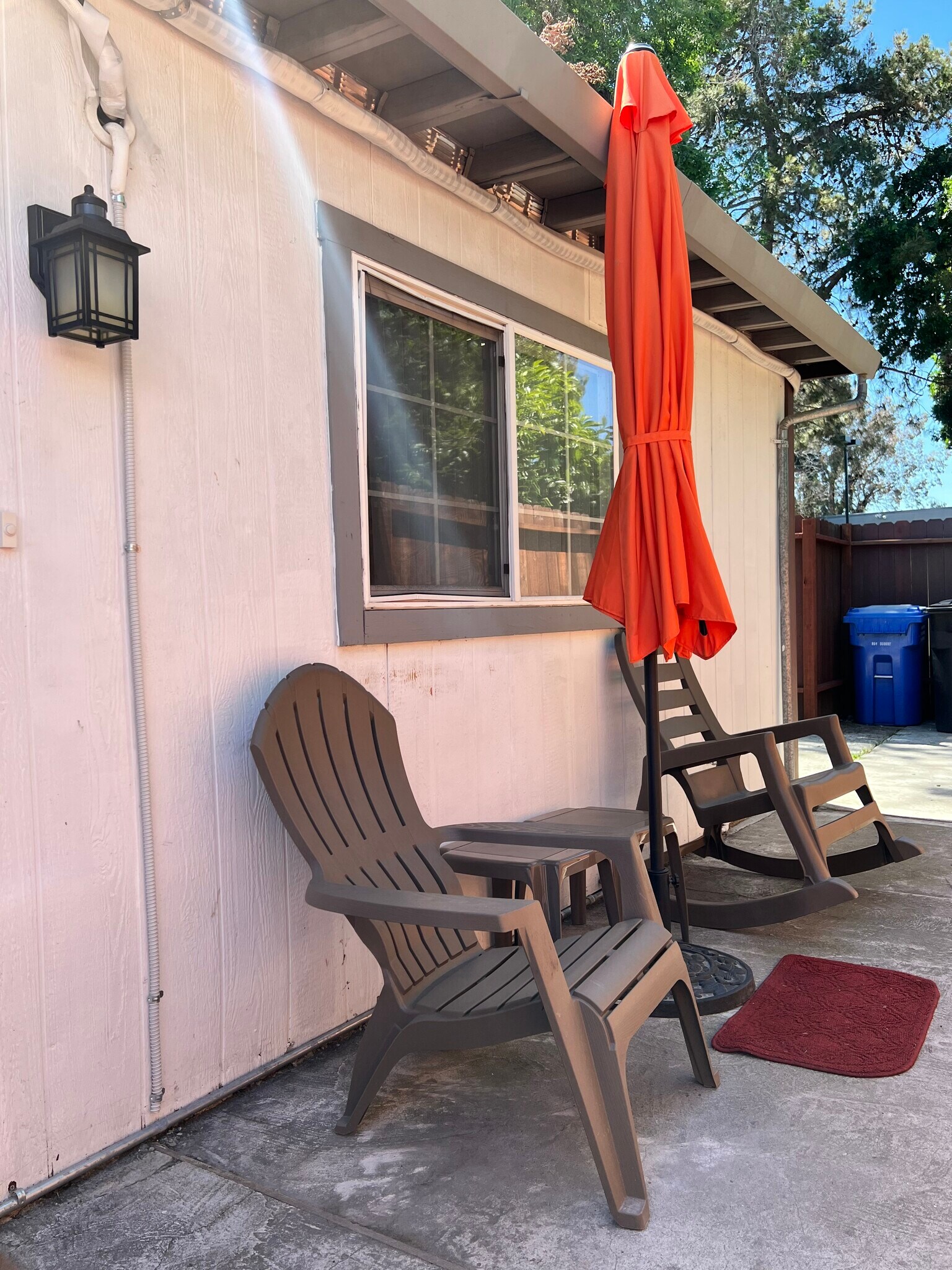 Building Photo - 1871 Peach Pl