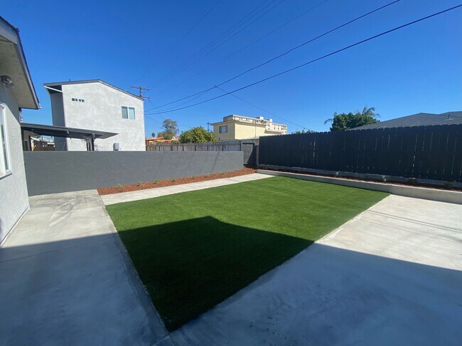 Building Photo - 5BD/2BA, Close to Campus!