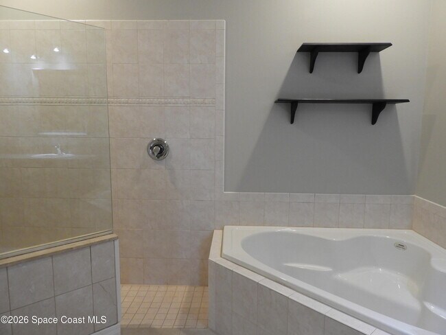 Building Photo - 552 Wedge Ct
