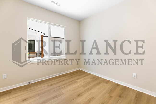 Building Photo - 12438 Blanford St