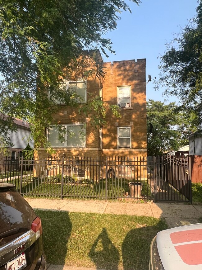 Building Photo - 11341 S Church St