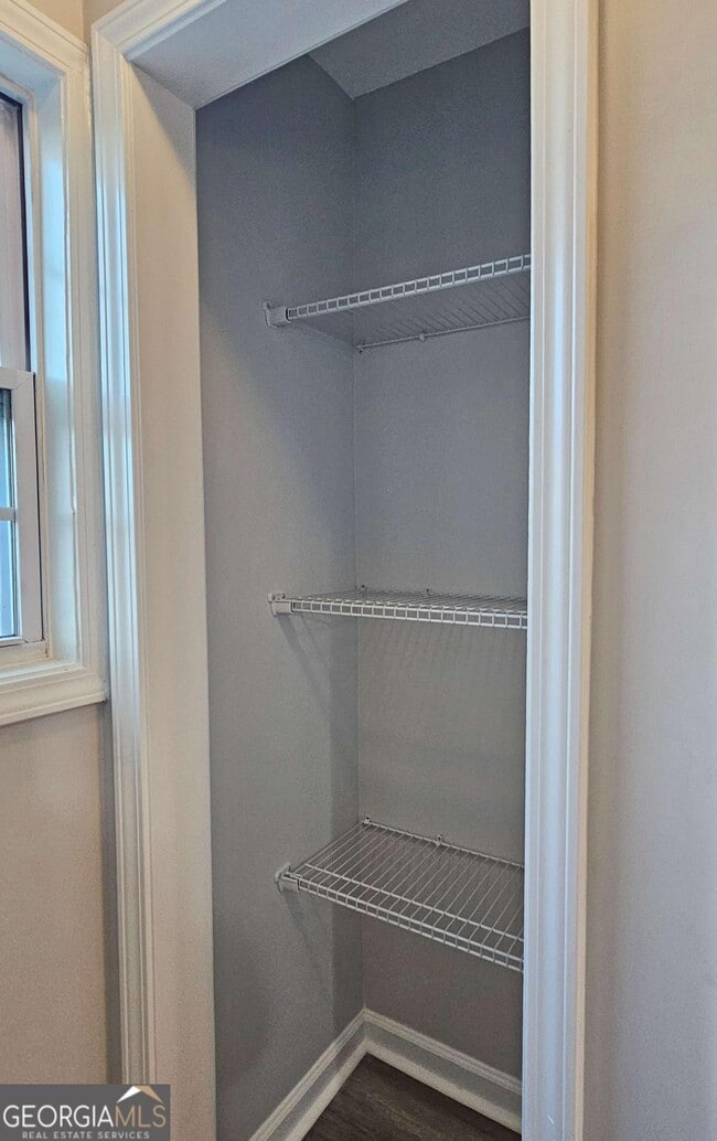 Building Photo - 6627 Banbury Ct NW