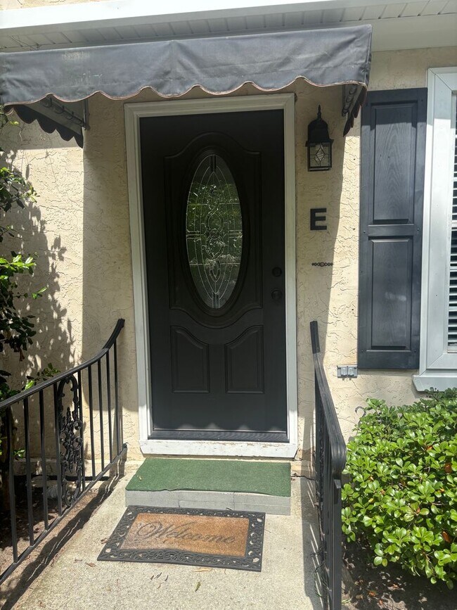 Building Photo - 2238 Morningside Dr