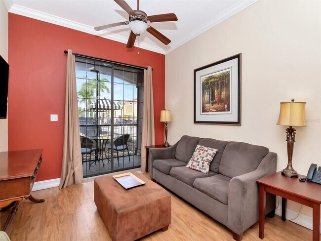 Building Photo - 13941 Clubhouse Dr