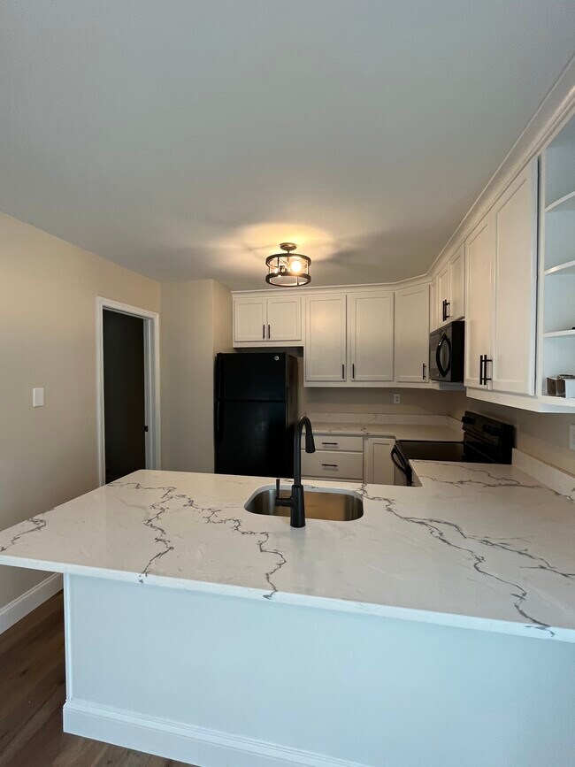 Building Photo - 186 Exton Rd