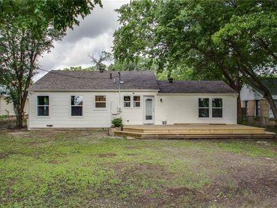 Building Photo - 3809 Carolyn Rd