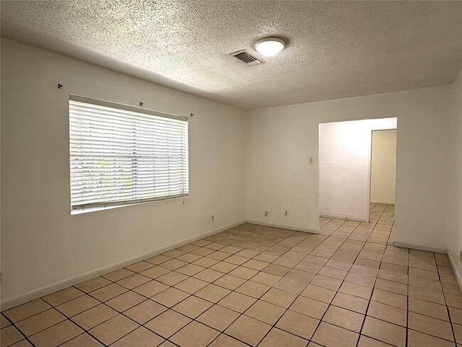 Building Photo - 8842 Barton St