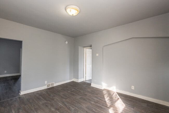 Building Photo - 2917 N 13th St