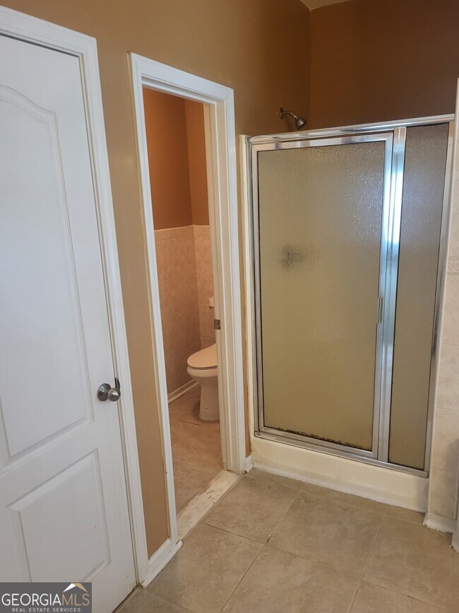 Building Photo - 6337 Windy Ridge Way