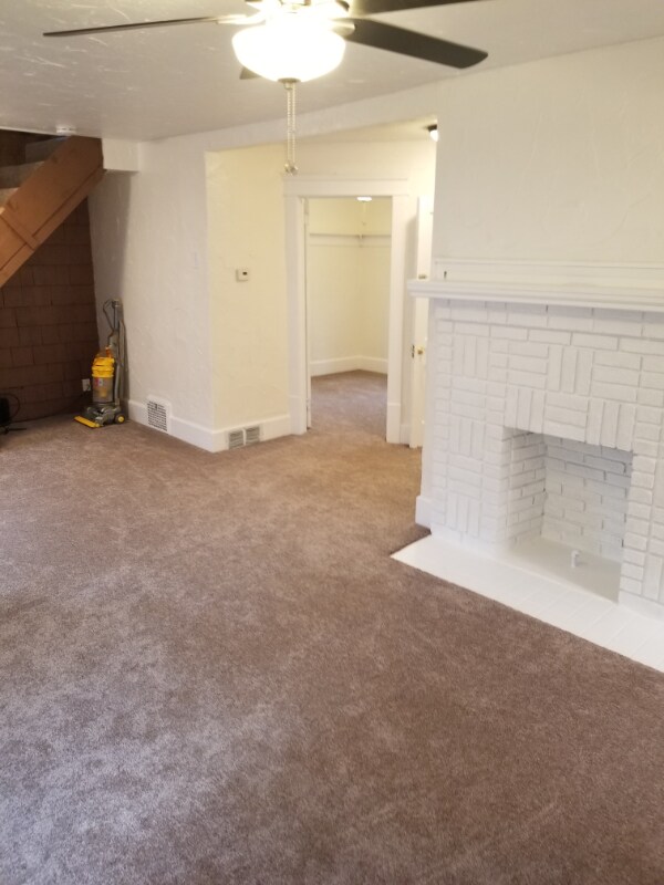 Building Photo - 17 Agate Pl