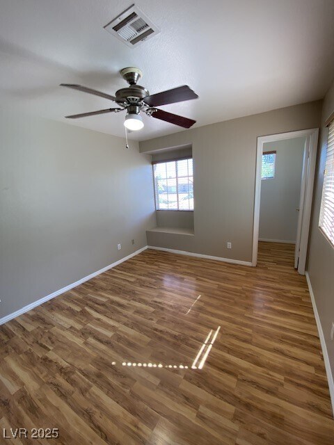 Building Photo - 107 Broken Rock Dr