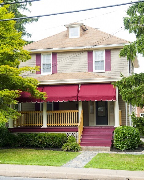 Building Photo - 6119 Bellona Ave