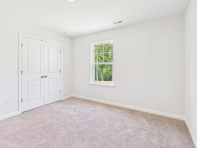 Building Photo - 5701 Brailen Dr